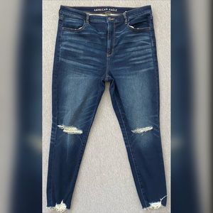American Eagle Jeans: Super Hi-Rise Jegging